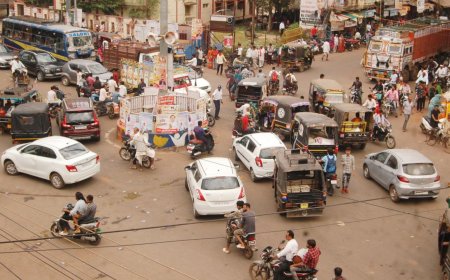 धन्नासेठों के रसूख तले दबी शहर की पार्किंग व्यवस्था :  तलघरों में चल रहे शोरूम; प्रशासन नतमस्तक
