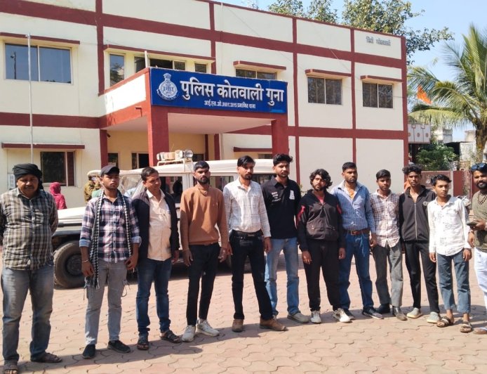 गौवंश के अवशेष की तस्करी करते पकड़ा गया युवक , गौसेवकों ने दर्ज कराई एफआईआर