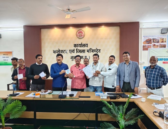 एसआईआर: मतदाता सूची का हुआ अंतिम प्रकाशन , गुना जिले में बढ़े 16 हजार से अधिक नए मतदाता, युवाओं में भारी उत्साह