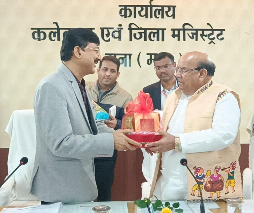 बमौरी को आदिवासी ग्राम घोषित करने का प्रस्ताव भेजे प्रशासन  राष्ट्रीय आयोग अध्यक्ष अंतर सिंह आर्य का सुझाव, आदिवासियों के धर्मांतरण पर जताई चिंता