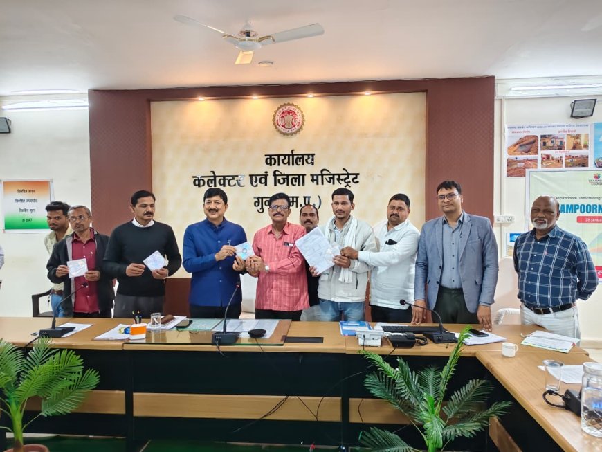 एसआईआर: मतदाता सूची का हुआ अंतिम प्रकाशन , गुना जिले में बढ़े 16 हजार से अधिक नए मतदाता, युवाओं में भारी उत्साह