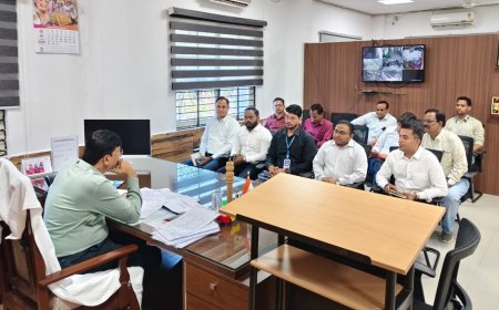 गुना में ईंधन संकट को लेकर  कलेक्टर ने संभाला मोर्चा, ऑइल कंपनियों की ली बैठक