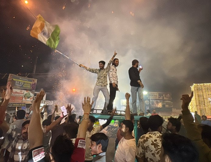 गुना में जमकर मना टी-20 विश्व विजय का जश्न