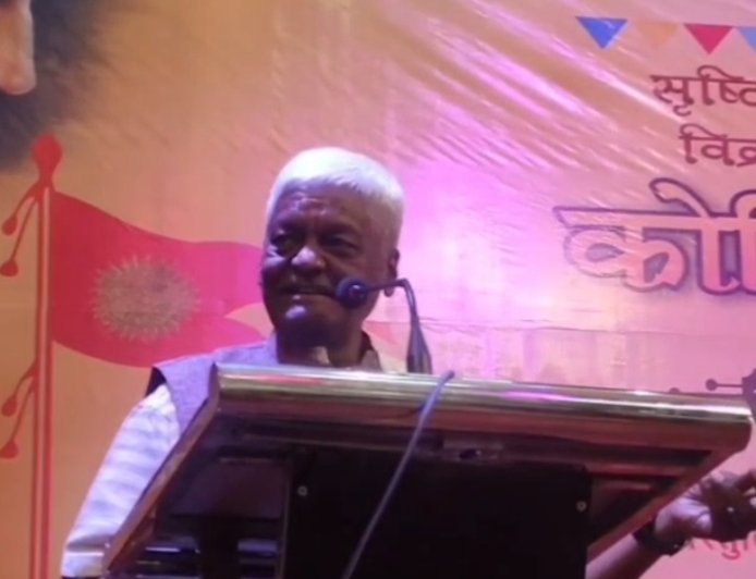 सिंधिया ने जिस कलेक्टर को दी थी शाबाशी, विधायक ने बताया नाकारा