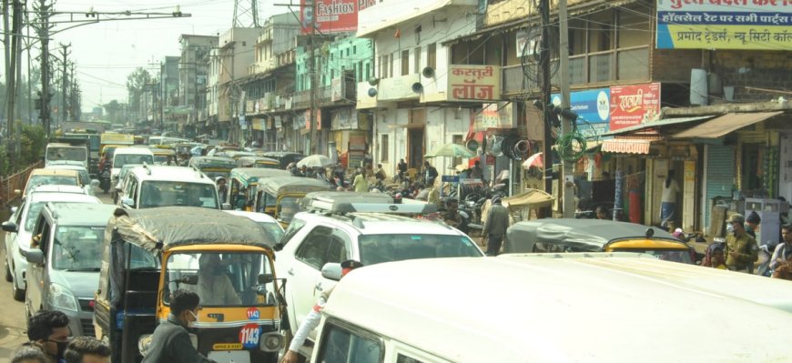 परिवहन विभाग की नाक के नीचे हर साल शासन को लग रही करोड़ों की चपत , टूरिस्ट परमिट पर धड़ल्ले से चल रही हैं वीडियोकोच बसें