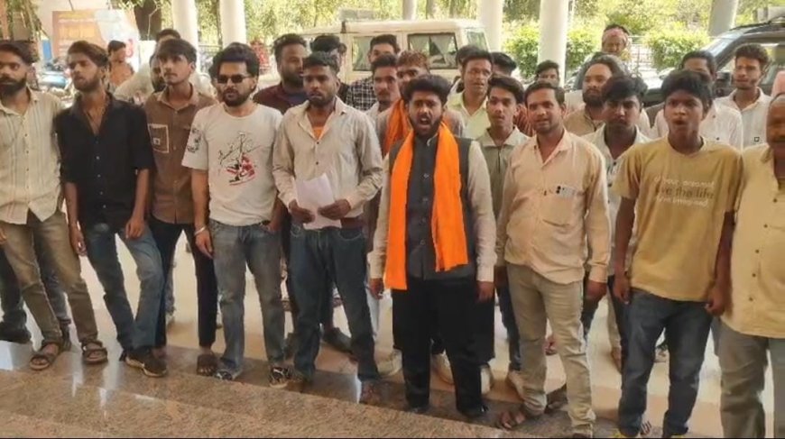 बछिया का सिर काटने वालों के घरों पर चलाया जाए बुलडोजर