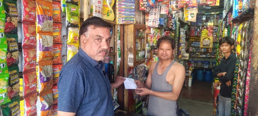 अमानक पॉलीथिन पर शिकंजा, दुकानदार पर 2 हजार का जुर्माना