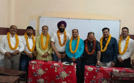 निजी स्कूल संचालकों की बैठक में चुनौतियों पर मंथन