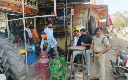 अतिक्रमण पर प्रशासन का  प्रहार