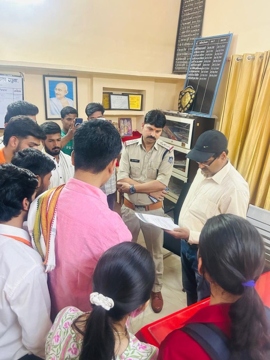 शिक्षा के मंदिरों में अव्यवस्थाओं पर पनपा आक्रोश