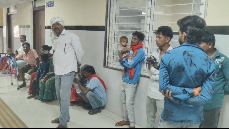 मौत का अंधा मोड़: ट्रैक्टर-ट्रॉली पलटी, 5 श्रद्धालु गंभीर घायल