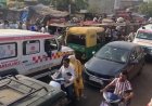 नानाखेड़ी मंडी और उमरी रोड पर भीषण जाम, एंबुलेंस भी फंसी