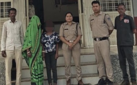 गुना पुलिस की संवेदनशीलता से दो मासूम सुरक्षित घर पहुंचीं