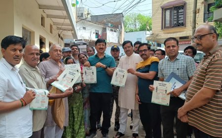 विशेष सफाई अभियान में सड़कों पर उतरे नपाध्यक्ष और कलेक्टर