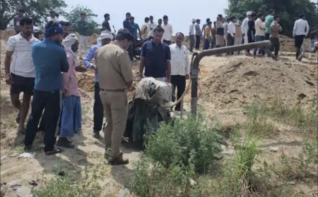 आगरा में कुएं से मिला अज्ञात युवती का शव, 4 दिन पुरानी लाश से फैली सनसनी