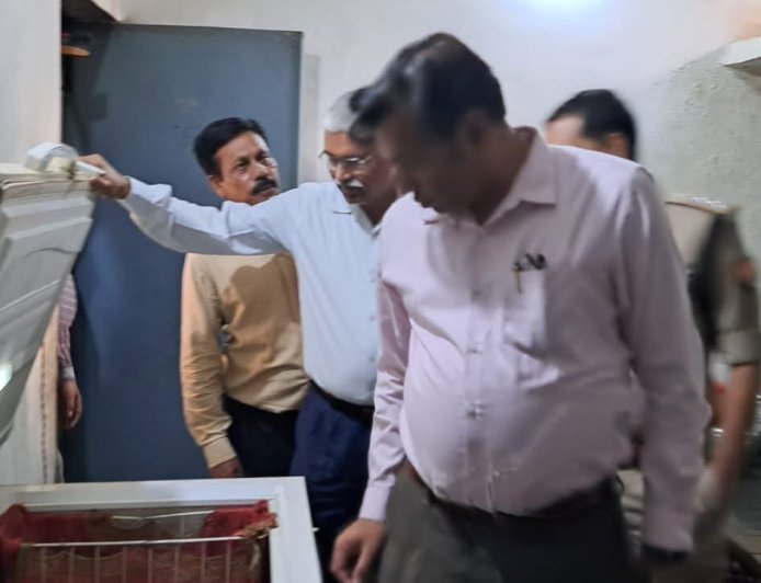 बाल गृह पहुंचे एडीएम, बच्चों की पढ़ाई से सुरक्षा तक हर व्यवस्था परखी