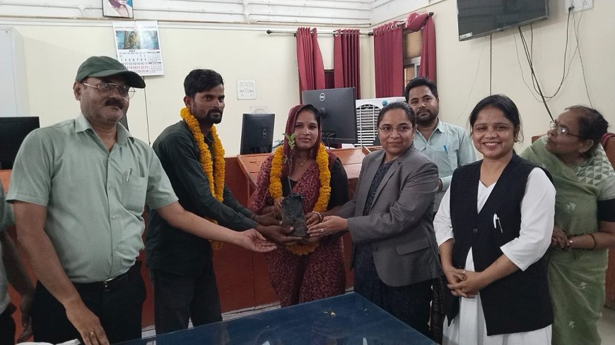पत्नि बनाती थी मोबाइल पर रील, पति पीता था शराब