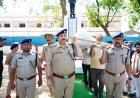 इटावा पुलिस ने दिवंगत मुख्य आरक्षी अजीत सिंह को दी भावभीनी श्रद्धांजलि