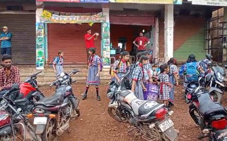 नानाखेड़ी-उमरी रोड पर सब्जी मंडी का जाम