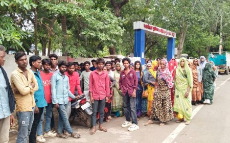 लपचोरा में दुकानें जलाई, महिला को डाकन बताकर मारपीट