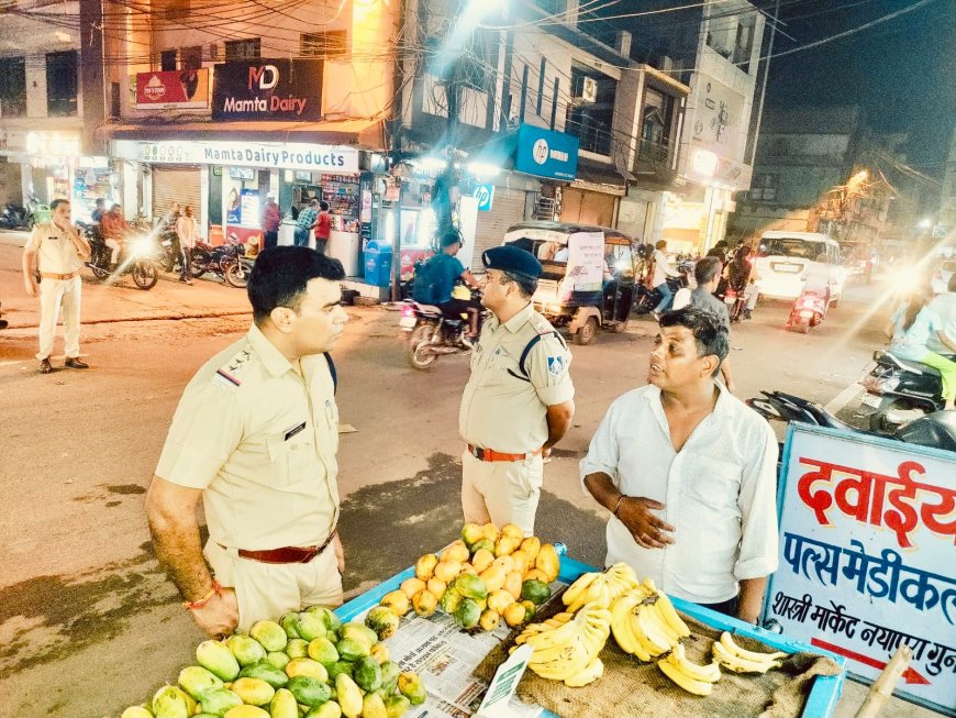 सड़कों पर उतरी यातायात पुलिस, अवैध पार्किंग और अतिक्रमण पर चला शिकंजा